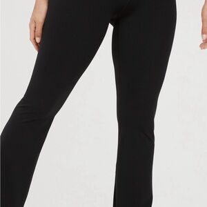 Offline by Aerie Real Me crossover flare leggings